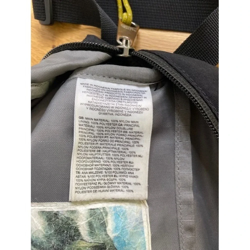 The North Face Berkeley Field Bag Men Black Nylon Good Crossbody Shoulder Bag